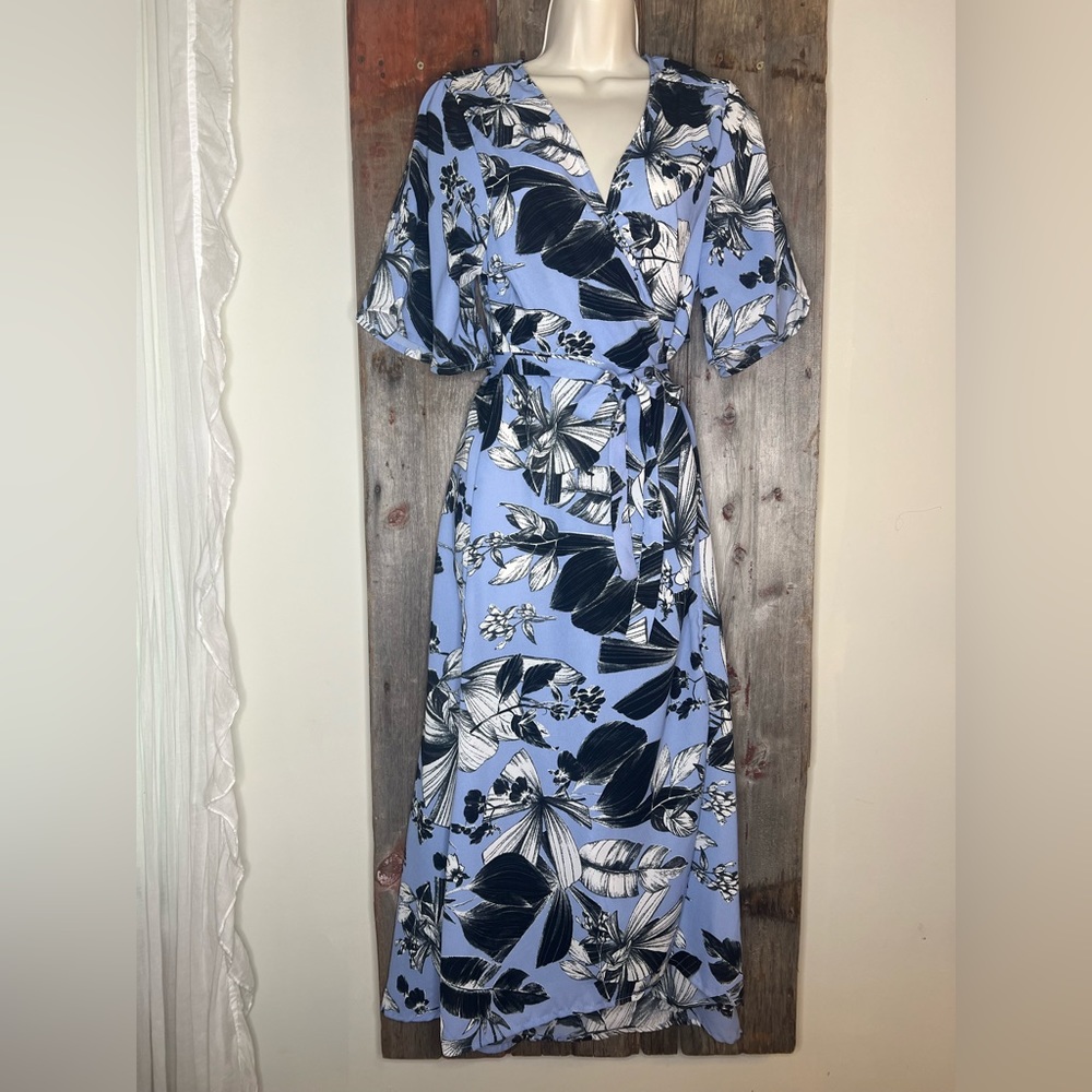 Japna Blue and Black Floral Midi Dress